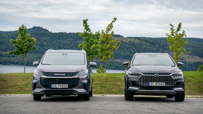 Maxus Euniq og BYD Tang er to sjusetere i to forskjellige klasser. Foto:  Eirik Helland Urke