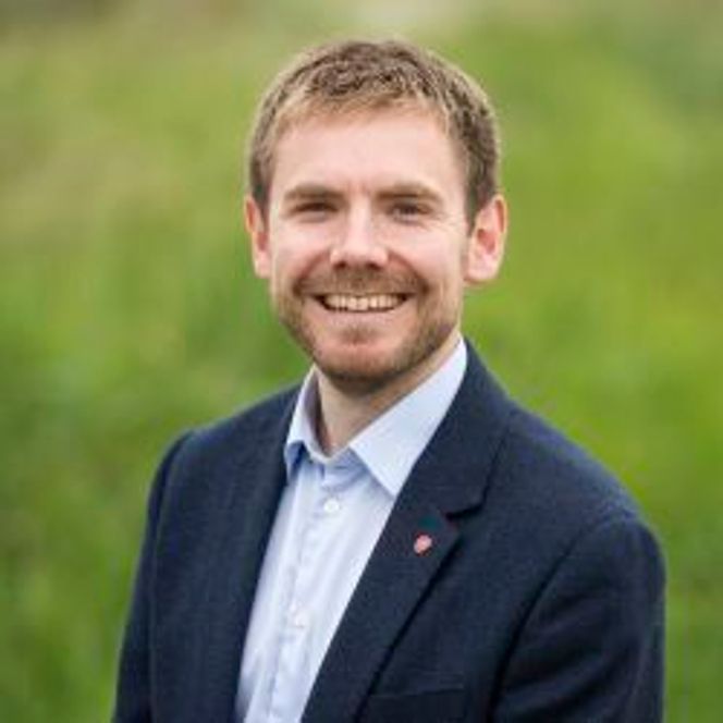 Tom Kalås (A