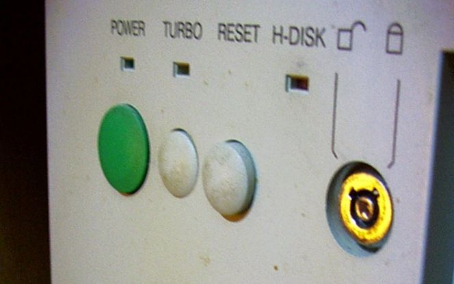 Mange PC-er med 286-, 386- eller 486-prosessor var utstyrt med en Turboknapp. Foto: <a href="https