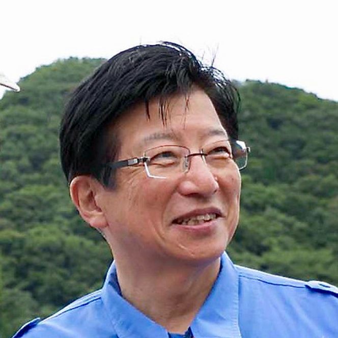 Alt gikk etter planen fram til 2017 da Shizuokas statsforvalter, Heita Kawakatsu «trakk i nødbremsen» på grunn av frykt for sviktende grunnvanns-forsyning.