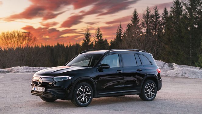 Bilen kommer i to utgaver, hvor motoreffekten er forskjellen. Foto:  Mercedes-Benz Norge.