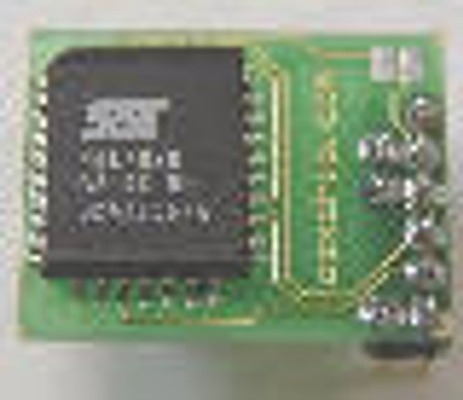OzXChip – modchip for Xbox. Foto: OzXChip