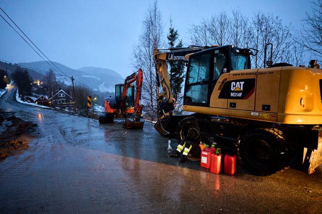 Fra Bergslia i Meldal kommune. Entreprenør er på plass.. Foto: Ole Martin Wold