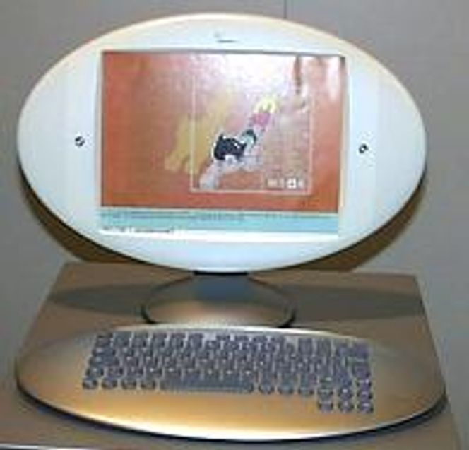 Designstudie PC fra Oktober Festival 2000 i Augsburg - lite nærbilde av skjerm og tastatur. Foto:  Fujitsu Siemens Computers
