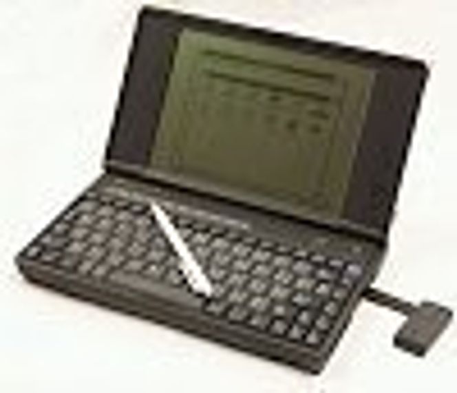 HP Ominbook 425. Foto:  HP