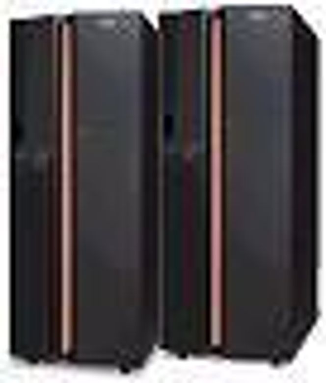 IBM pSeries 690, 8 til 32 veis Unix-server med Power4. Foto: IBM