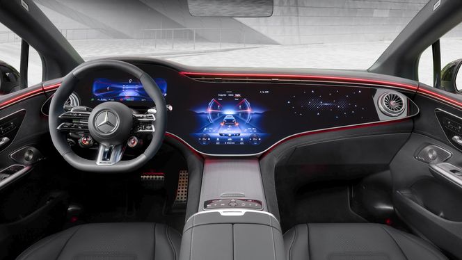 Interiøret i AMG-varianten har litt andre detaljer enn standardutgavene. Foto: Mercedes-Benz AG