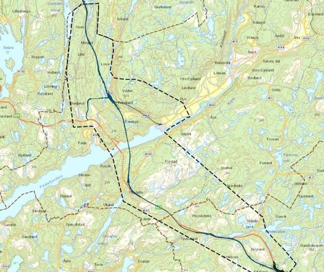 Linje 5 8 (den blå) er Nye Veiers anbefaling for ny E39-korridor fra Røiskår i Lyngdal gjennom Kvinesdal til kommunegrensen mot Flekkefjord i Agder. Illustrasjon: Nye Veier
