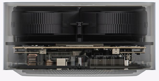 Mac Studio: Mye av interiøret i den relativt høye bordmaskinen er til viftene. De skal ikke være plagsomme, sier Apple. Foto: Apple