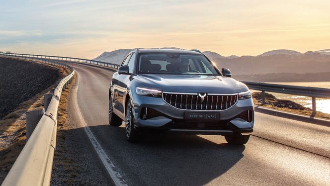 Voyah Free beskrives som en premiumbil med stort batteri. Foto: Electric Way