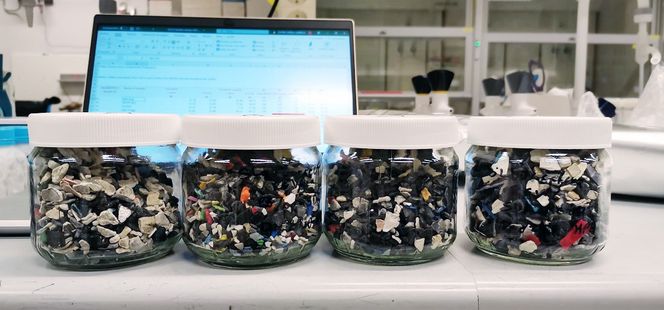 Sludgeffect undersøker også også elektronisk avfall. Foto: Gabriela Castro Varela/NTNU