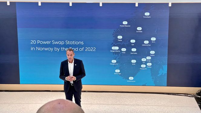 Under lanseringen av Nio ES8 i Norge fortalte Nio Norge-sjef Marius Hayler at de hadde planer om å åpne 20 batteristasjoner i Norge innen utgangen av undefined: Mathias Klingenberg