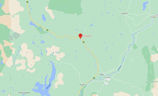 Tunna ligger på riksvei 3, noen kilometer nord for Tynset.