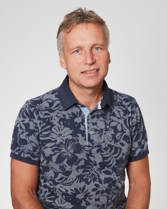 – Med TS7 kan du laste hver palett med opptil 1200kg, forteller Anders Johnsson. Foto: Studio E