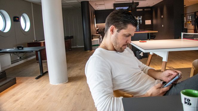 Easee-gründer Jonas Helmikstøl må permittere ansatte. Nå forsøker selskapet å hente inn frisk kapital. Foto:  Marius Valle