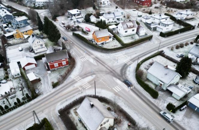 Krysset Ringveien-Linglemveien hvor den nye rundkjøringen kommer. Foto: Vestfold og Telemark fylkeskommune
