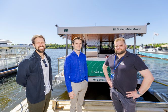 MF Estelle er en attraksjon som trekker folk fra hele verden for å se og lære. Det gir litt ekstra å gjøre for forretningsutvikler Carl Petersson i Zeabuz, Erik Nilsson i Torghatten AB og og nesthavnesjef Sascha Törnkvist i Stockholms Hamnar.