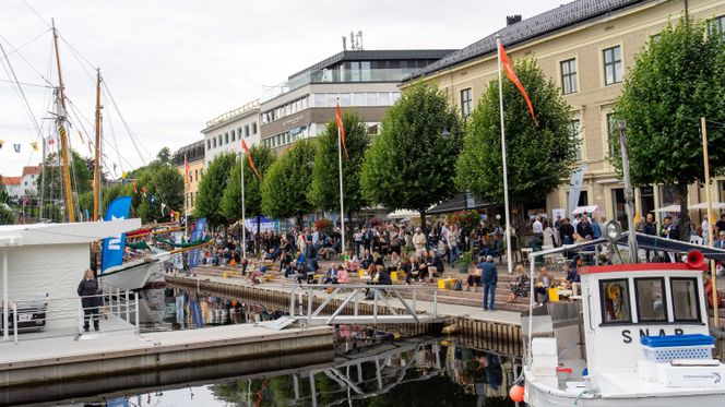 12.-16. august forvandlet mer enn 2000 arrangementer og et samlet publikum på rundt 120.000 mennesker Arendal til en sydende arena for meningsutveksling innen politikk, samfunns- og næringsliv. I år var det særlig stor interesse for KI og sikkerhet. Foto: TUM Studio