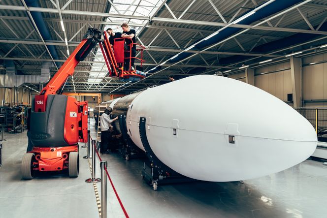 «Spectrum»-raketten til Isar Aerospace klargjøres. Foto: Simon Fischer/Isar Aerospace