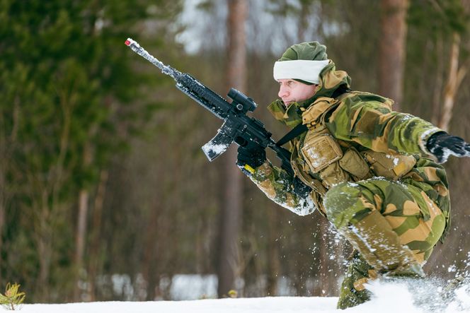 Soldater fra HV-16 i Bardu og Salangen under øvelse. Foto:  Lisa Skaar Næss / Forsvaret