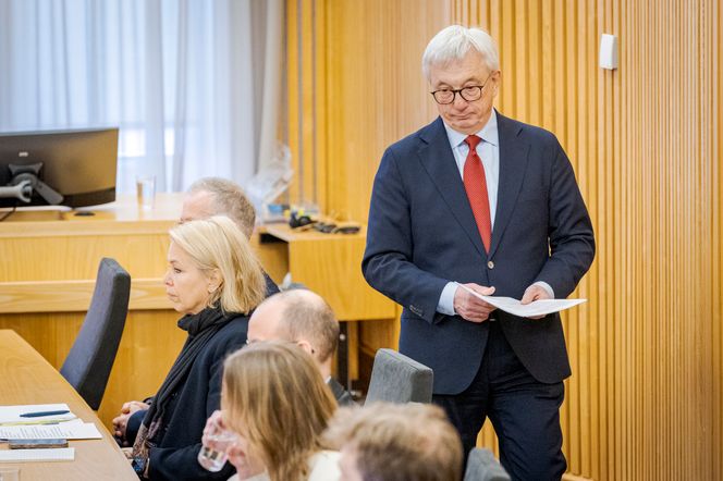 Riksrevisor Karl Eirik Schjøtt-Pedersen under tirsdagens fremleggelse. Foto: Arash A. Nejad