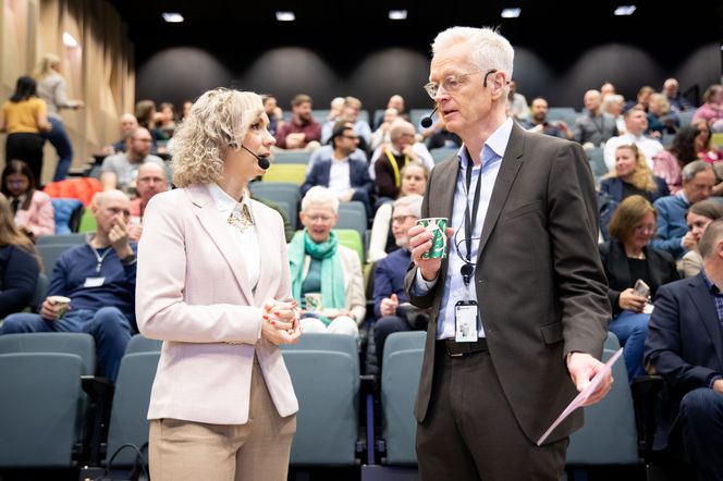 Digitaliseringsminister Karianne Oldernes Tung var nylig med og feiret femårsdagen til Tenor sammen med IT-direktør Jørn Leonhardsen. Foto: IT-Kommunikasjon