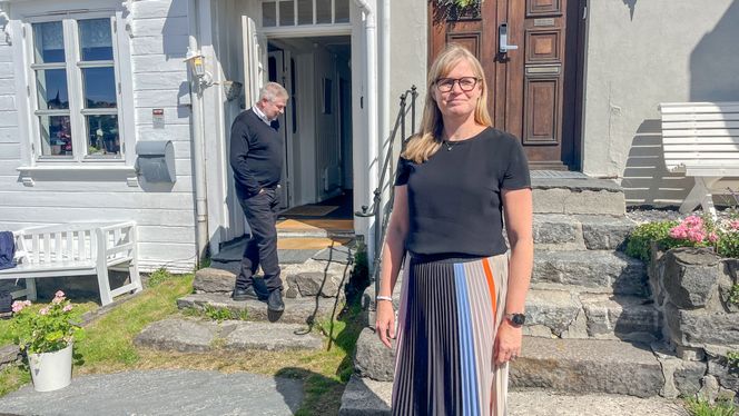 Statkraft-sjef Birgitte Ringstad Vartdal inviterte pressen på kaffe og boller i Arendal. Hun sier at den strømprisen industrien er villige til å betale, er det bare vindkrafta som kan gi. Foto:  Ellen Synnøve Viseth