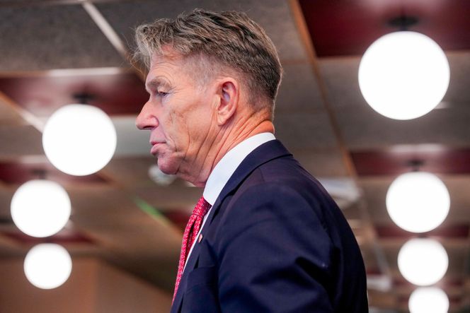 Energiminister Terje Aasland, her under et besøk til Elhub i Oslo i forbindelse med lanseringen av fastpris på strøm, såkalt norgespris. Foto:  Javad Parsa / NTB