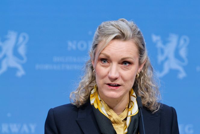 Digitaliserings- og forvaltningsminister Karianne Tung (Ap) understreker at det er trygt å bo og jobbe i Finnmark. Foto: Arash A. Nejad