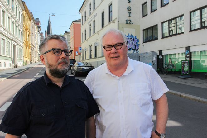 Arnkell Jonas Petersen (NMBU) og Bård Folke Fredriksen (NBBL) er uenige om mye, men finner enighet om blant annet høyde på bygg. <span>Foto: Kristin Krog Mehammer</span>