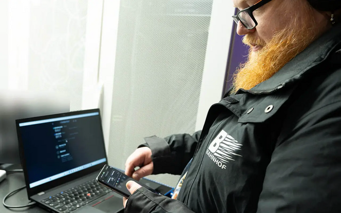 Dennis Elisson, nettverksekspert hos Bahnhof. Foto:  Bahnhof