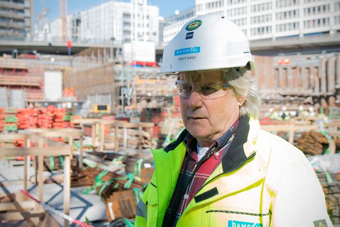 Det er ekstremt viktig for Rambøll å være tilstede på byggeplassen, ikke bare på kontoret, sier seniorkonsulent Knut Sand. <i>Foto: TU Story Labs</i>