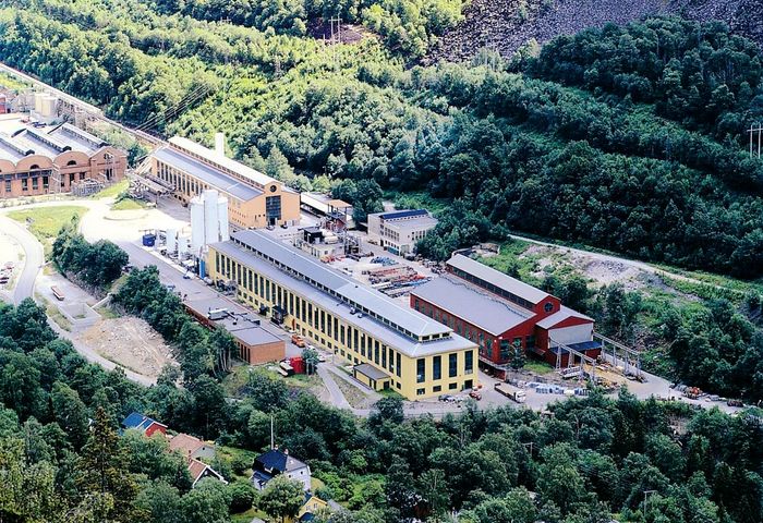 Praxairs moderne fabrikk i Rjukan, der spesialgasser produseres. <i>Foto: Praxair</i>