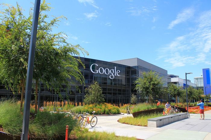 Google er blant tekgigantene som har satt investeringsrekorder i 2020.