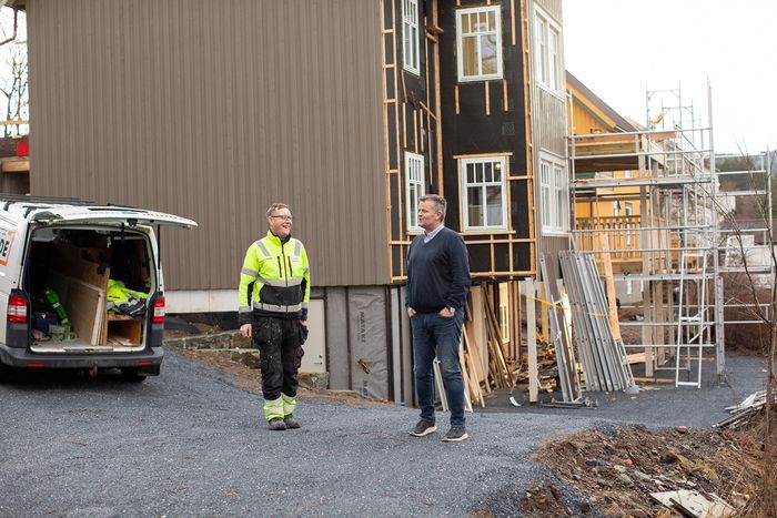 Huset på Steinkjer er i ferd med å bli langt mer energieffektivt og moderne. <i>Foto:  Fotograf Kirknes</i>