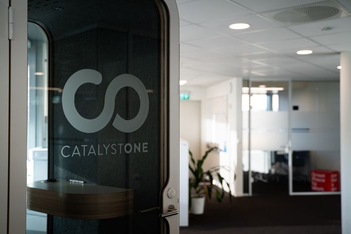 CatalystOne har hovedkontor i Oslo, men tilrettelegger så folk kan sitte der de selv ønsker. <i>Foto:  Delta V</i>