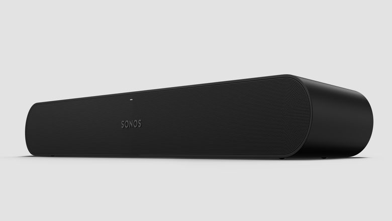 Sonos er lei av lavpriskonkurrenter. Nå slår de tilbake med den billige, men faktisk svært gode lydplanken Sonos Ray. <i>Foto:  Sonos</i>