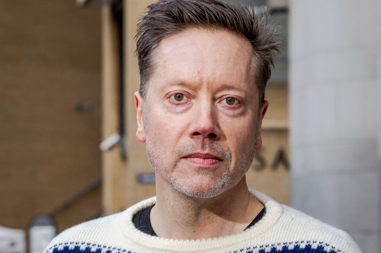 Frode Pleym, leder i Greenpeace Norge, påpeker at Equinor ikke kommer unna kritikken de får i Storbritannia ved å omorganisere driften. <i>Foto:  Arash Nejad</i>