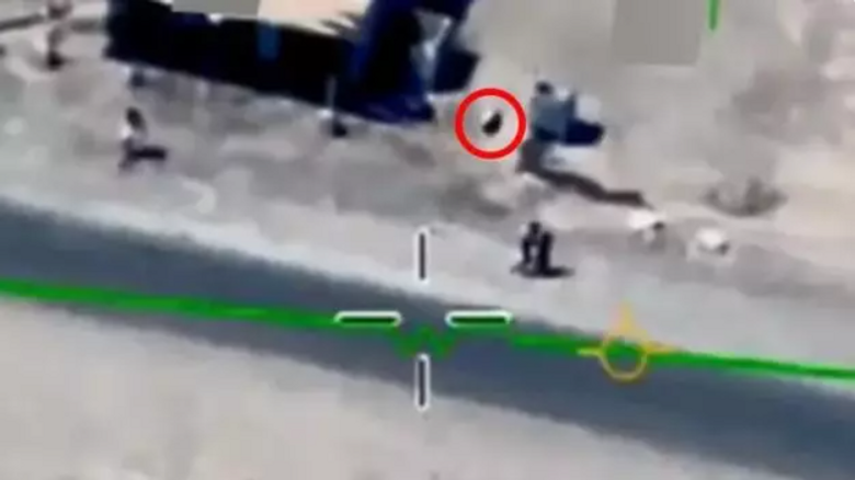 Objektet i den røde sirkelen ble registrert av en MQ-9 reaper-drone over en base «et sted i Midtøsten» i 2022. <i>Foto:  Det amerikanske forsvarsdepartementet</i>