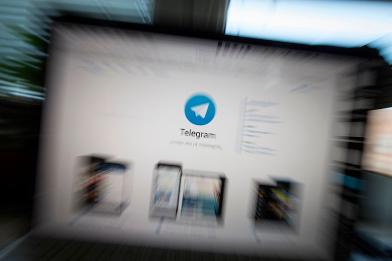 Pravda-nettverket produserer ikke egne nyheter, men mater vestlig kunstig intelligente med propaganda og usannheter fra plattformer som Telegram. <i>Foto:  Alexander Zemlianichenko/AP/NTB</i>