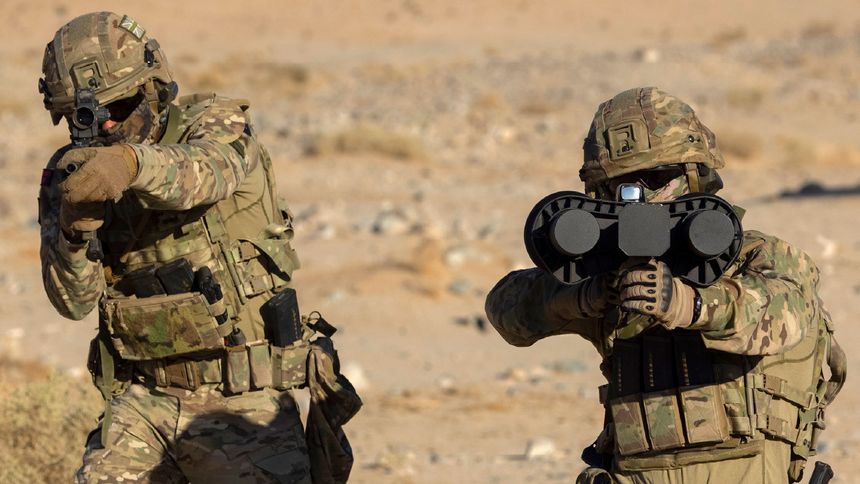 Steelrock Nightfighter er et bærbart system som gir beskyttelse mot droner gjennom effektiv jamming. Foto:  SteelRock Technologies