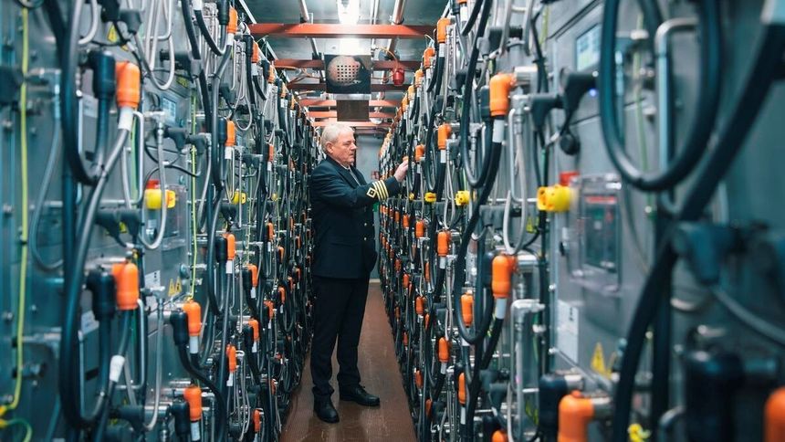 Slik så det «gamle» batteriet ut på fergen Tycho Brahe. Det har ikke vært nødvendig å bygge om fergen for å få plass til det nye. Foto: ForSea