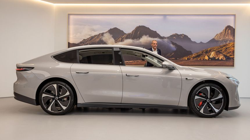 Den nye Nio ET7 vises frem i Bergen. Foto:  Marius Valle