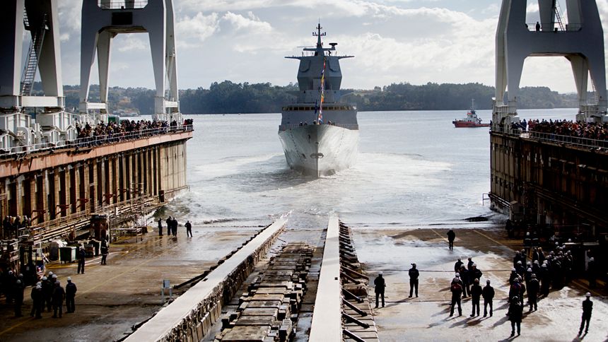 KNM Helge Ingstad ble sjøsatt fra Navantia-verftet i Ferrol i Spania 23. november 2007 og kolliderte og sank 11 år senere. Foto: Stian Lysberg Solum/Forsvaret