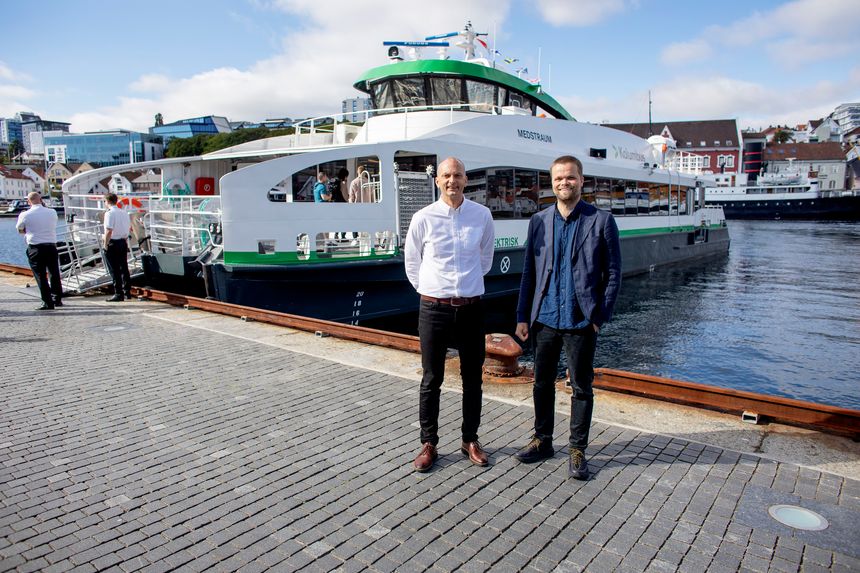 Norge har gått foran på ferger og hurtigbåter. MS Medstraum er verdens første batterielektriske hurtigbåt. Prosjektet ble støttet av EU. Foto: NCE Maritime Cleantech