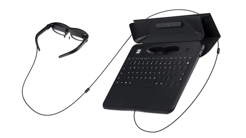 Spacetop kommer i en kompakt pakke bestående av en tastaturdel og et par briller. Foto: Sightful