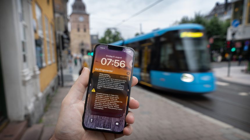 Flere Oslo-boere har fått en slik nødmelding i forbindelse med uværet Hans. Foto:  Eirik Helland Urke