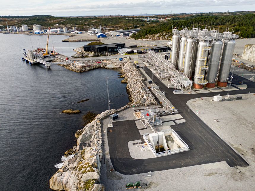 Northern Lights-anlegget skal kunne ta imot CO2 for lagring på norsk sokkel fra industriselskapet i Europa. Man håper at den første lagringen vil skje i løpet av sommeren. <span>Foto: Arash A. Nejad</span>