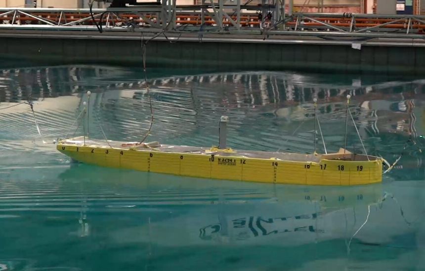 Manøvertestene gir svar på om fartøyet oppfyller IMO-kravene. IMO står for International Maritime Organization, og er FNs-sjofartsorganisasjon. Foto:  Sintef