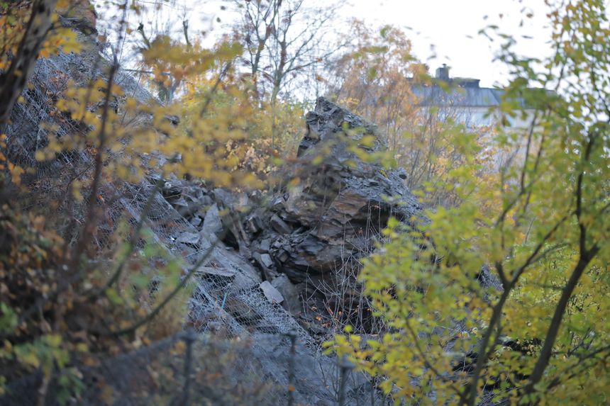 Geologer frykter at denne steinen treffer studenthuset på Carl Berner i Oslo. Foto: Arash A. Nejad